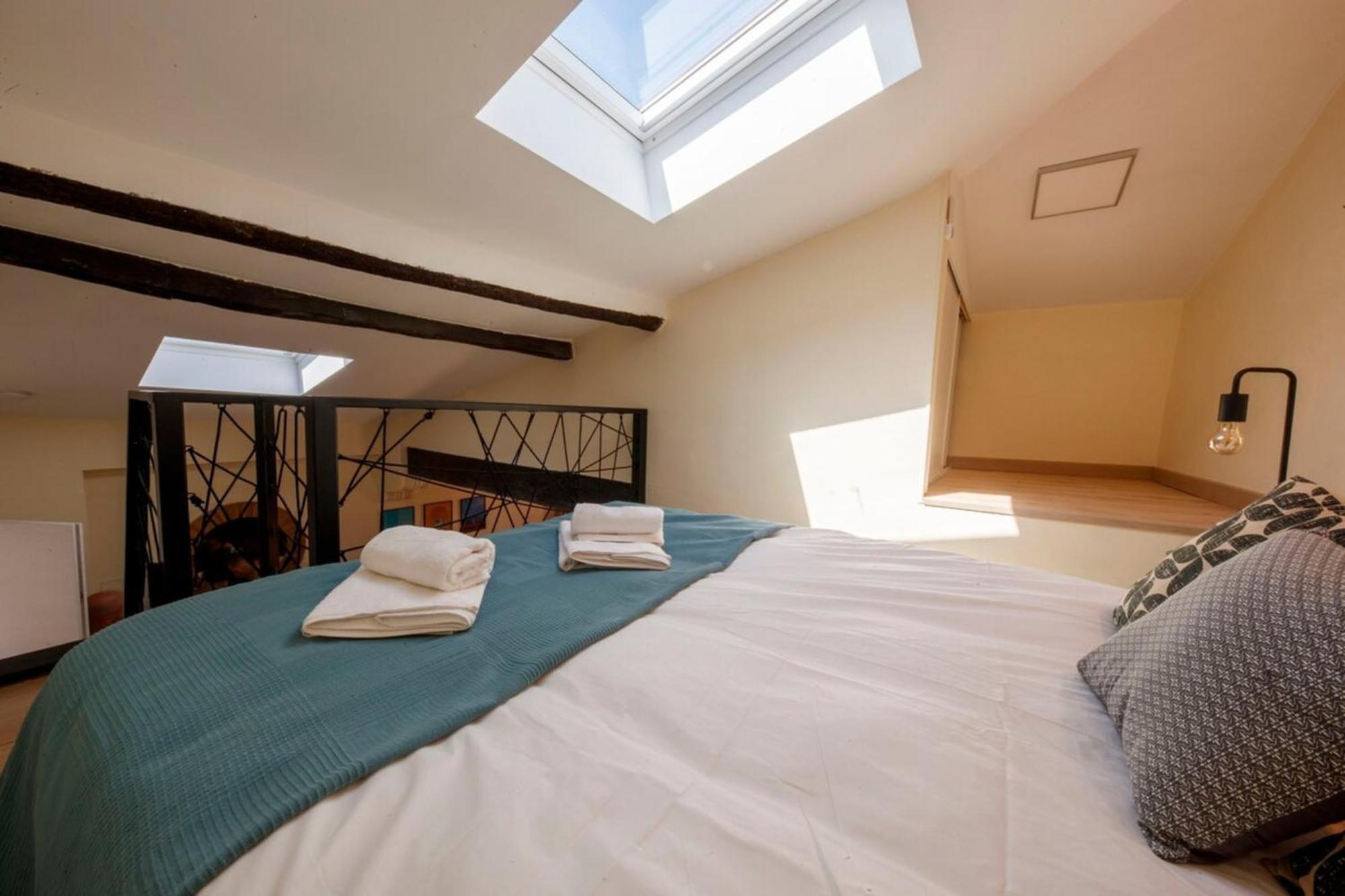 06A2 - Heart Of Old Nice Beautiful Renovated Apartment Bagian luar foto