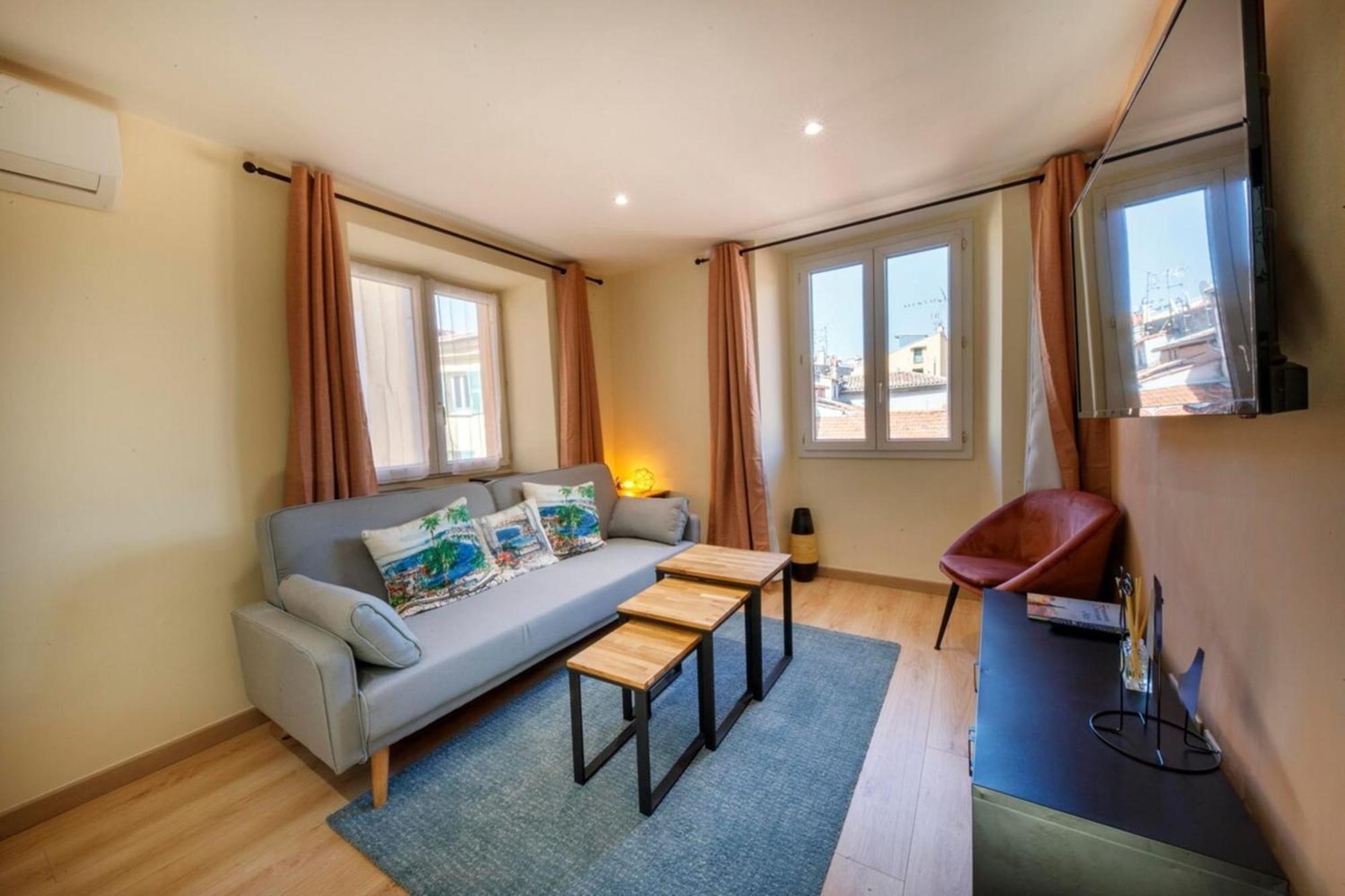 06A2 - Heart Of Old Nice Beautiful Renovated Apartment Bagian luar foto