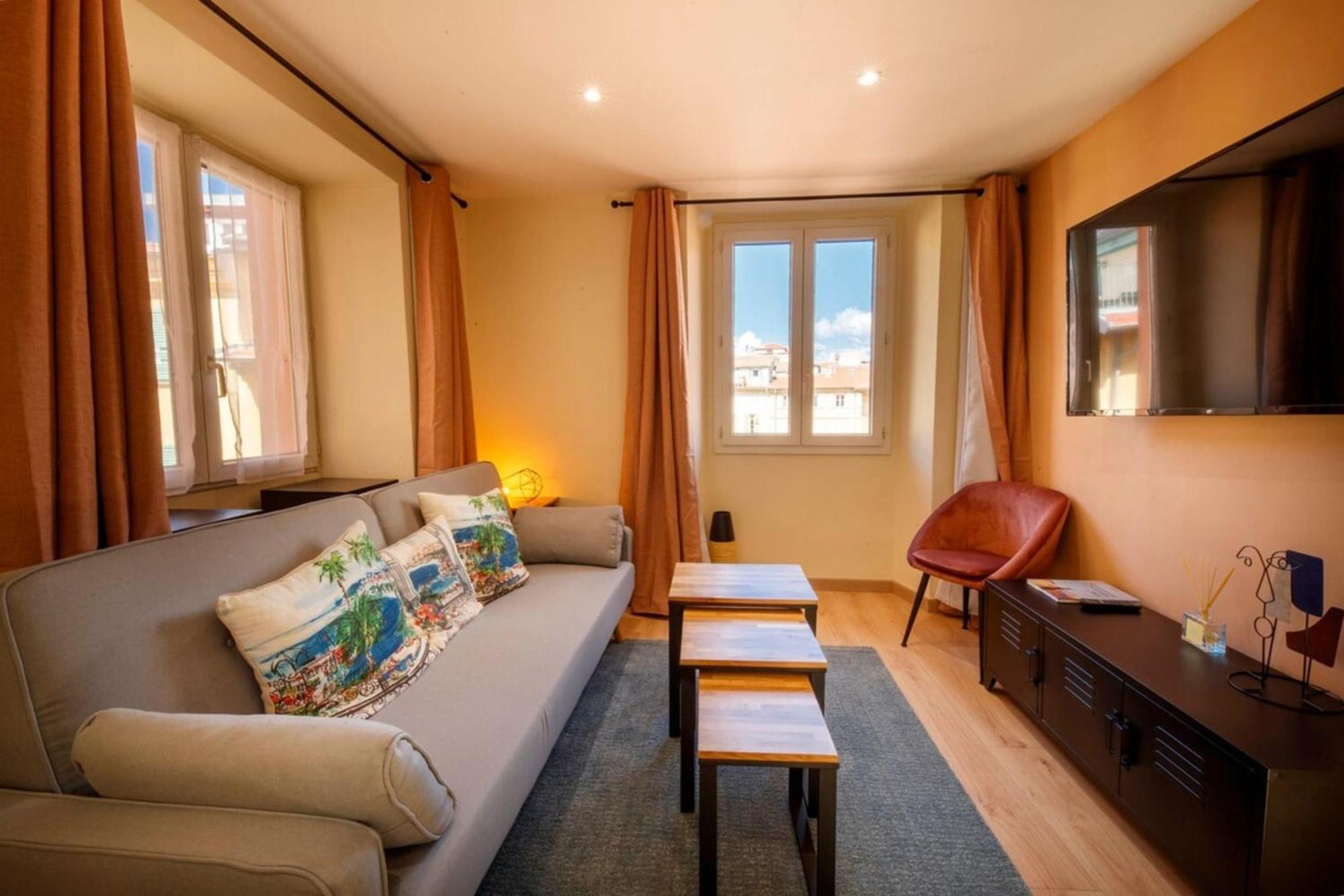 06A2 - Heart Of Old Nice Beautiful Renovated Apartment Bagian luar foto