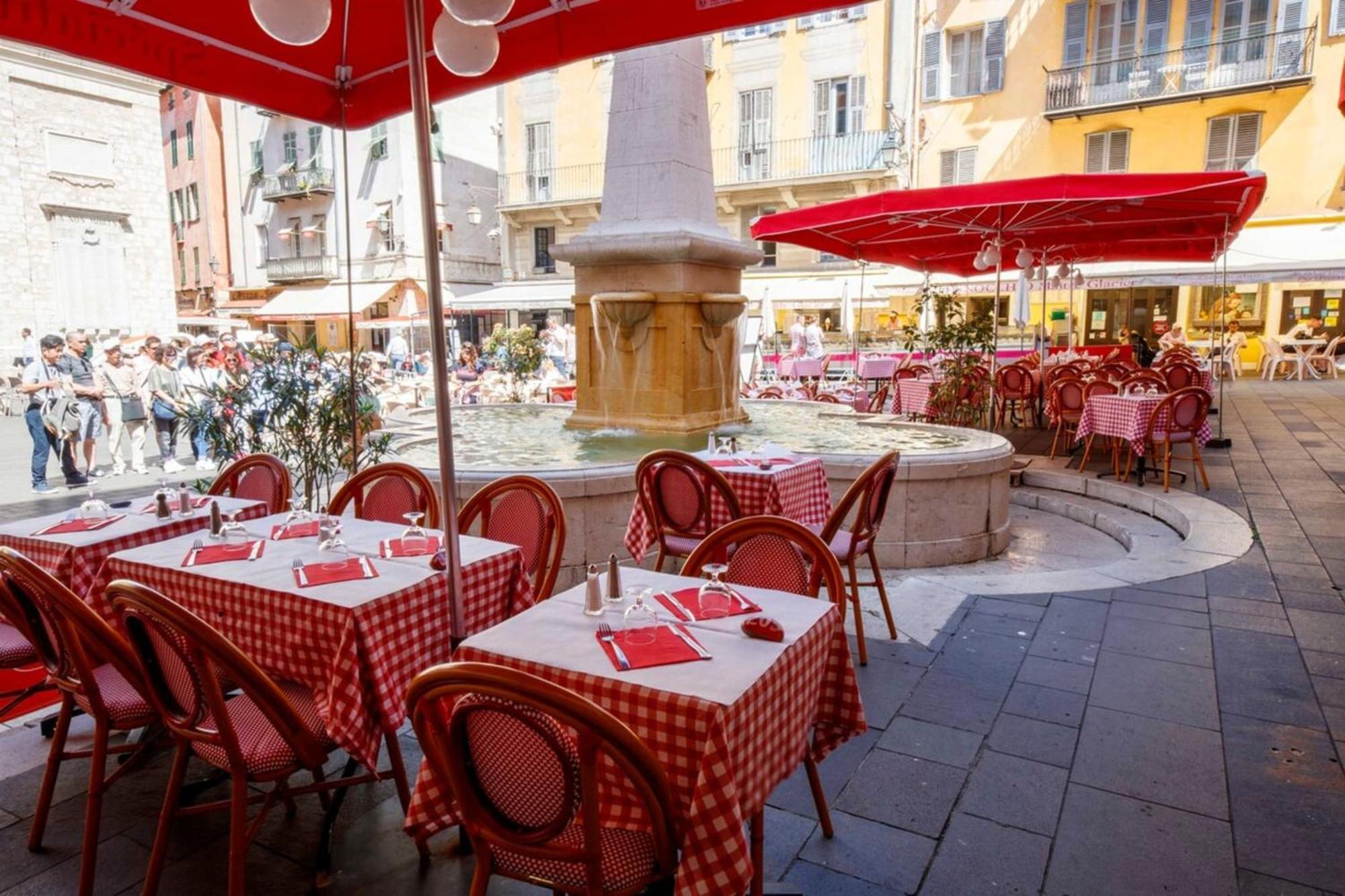 06A2 - Heart Of Old Nice Beautiful Renovated Apartment Bagian luar foto